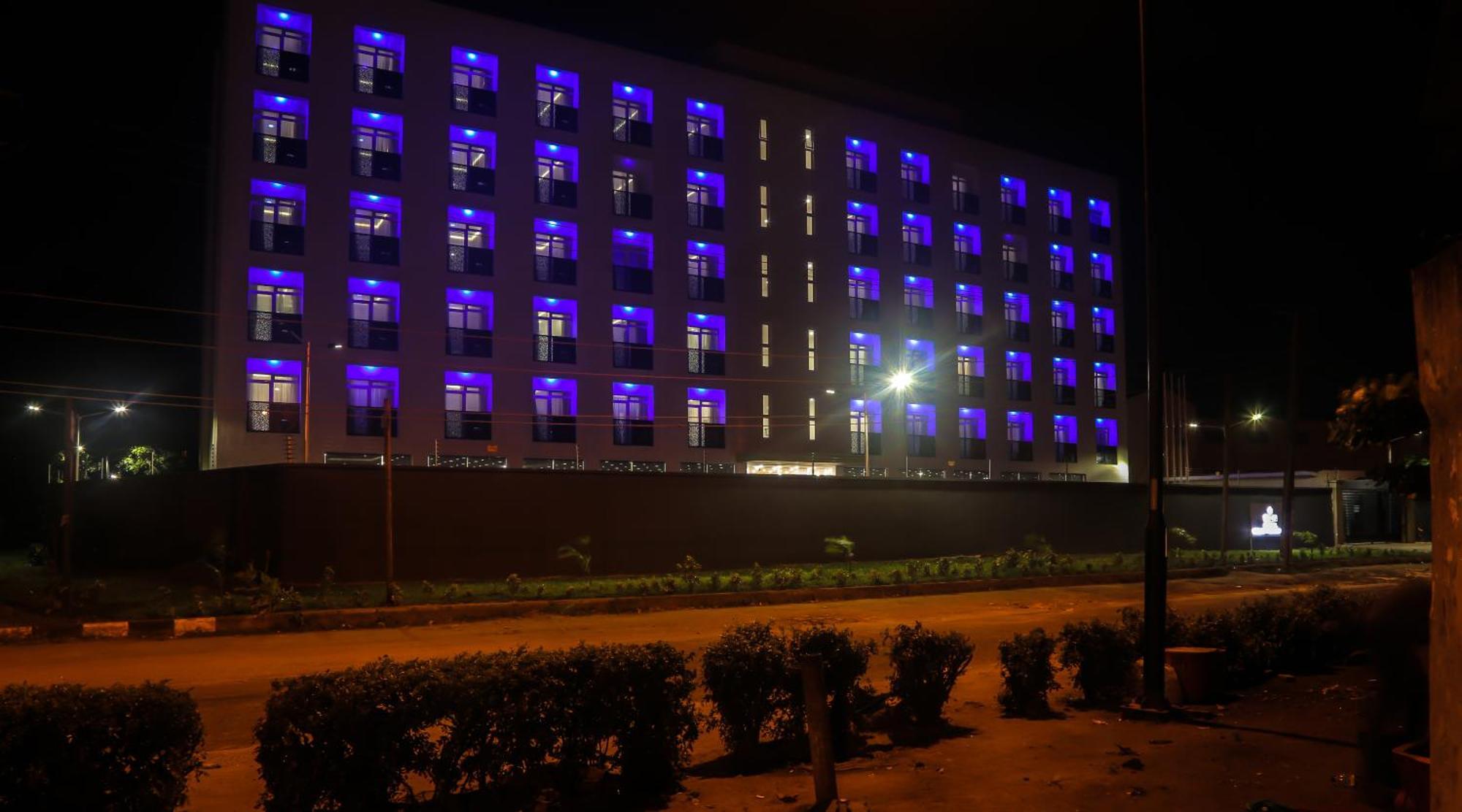 BON Hotel Ikeja Residence Bagian luar foto